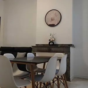 https://appartement-7-t3-carmes-renforts.midi-pyreneeshotels.com